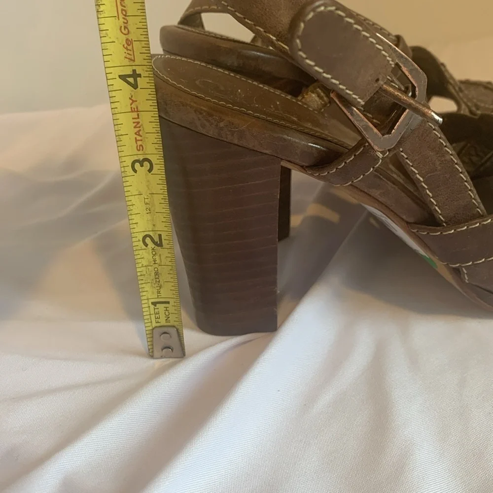 Cole Haan Brown Leather Heel Slingback Sandals Women’s Size 5 Left Shoe, 6 Right